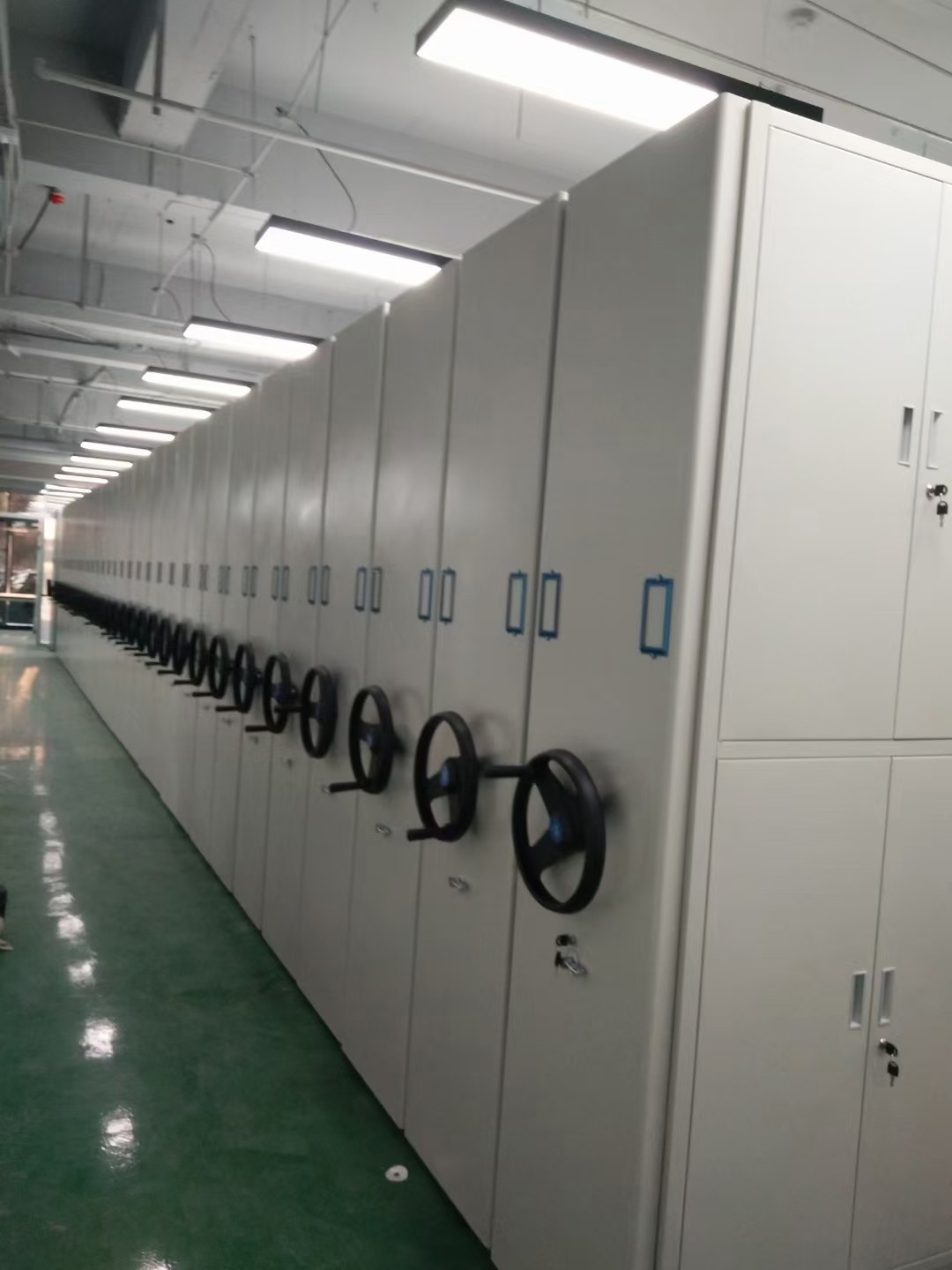 ���C�N�I(y��)�ɷ����޹�˾�ܼ��ܰ��b�F(xi��n)��(ch��ng)